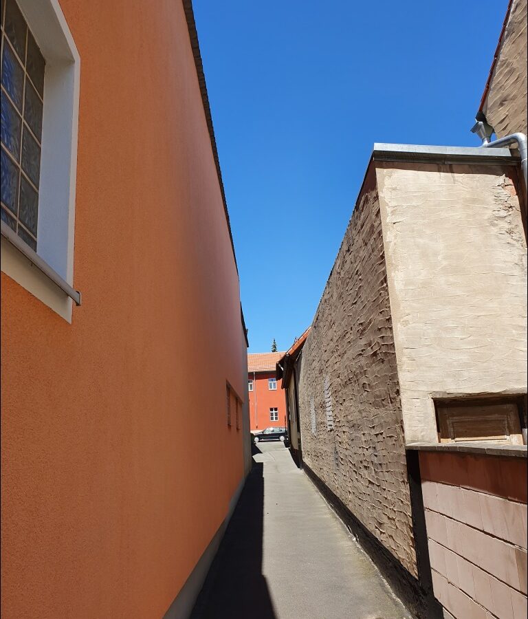 Eine Gasse in Unterfarrnbach